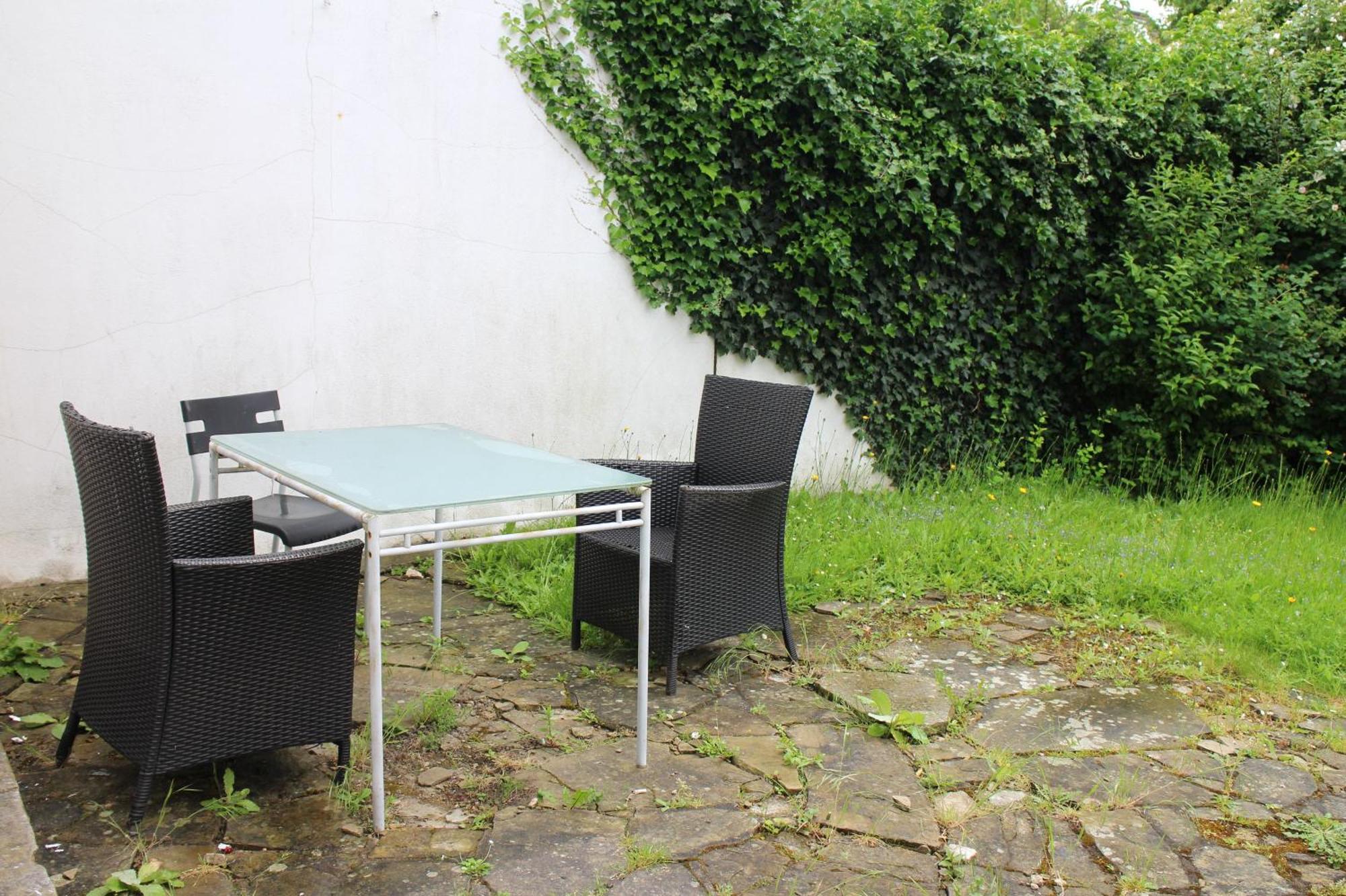 Large Garden Apartment On Golders Green High Road Londres Extérieur photo